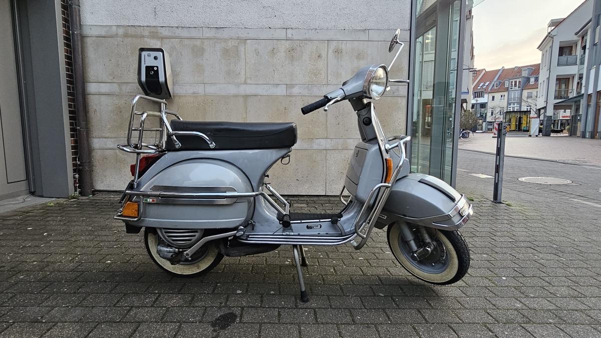 Vespa P 80 X original Lack 
