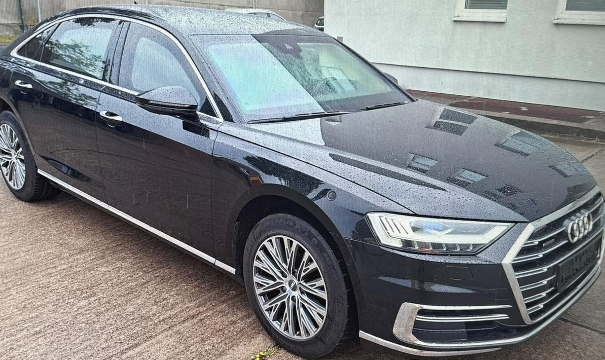 Audi A8 L 4.0 V8 Security Werks Panzer Armored VR9
